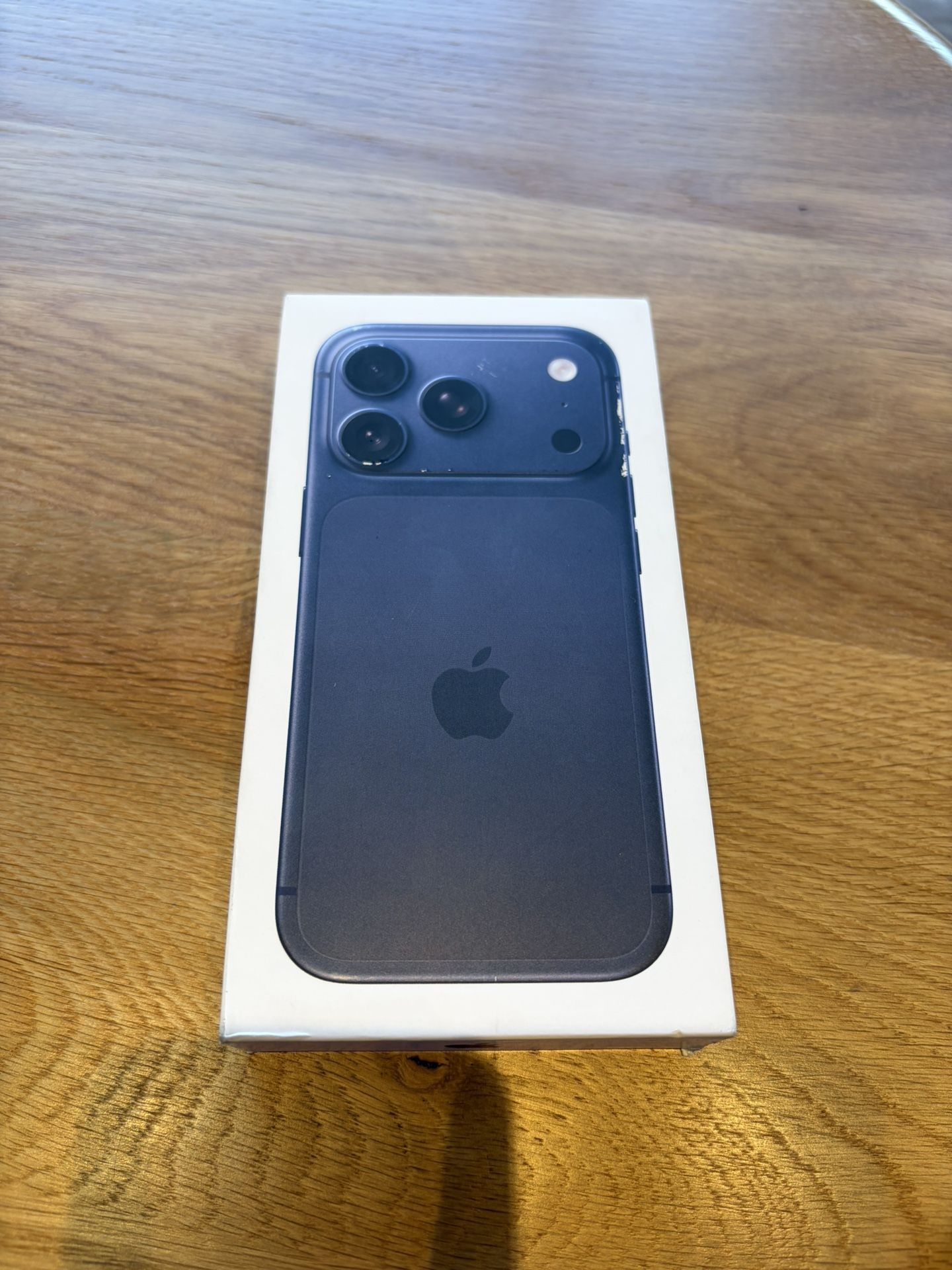 iPhone 17 Pro – Deep Blue – 256GB (Unlocked)