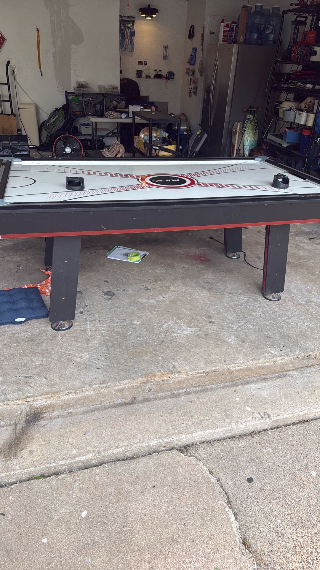 Air hockey table/ pong table
