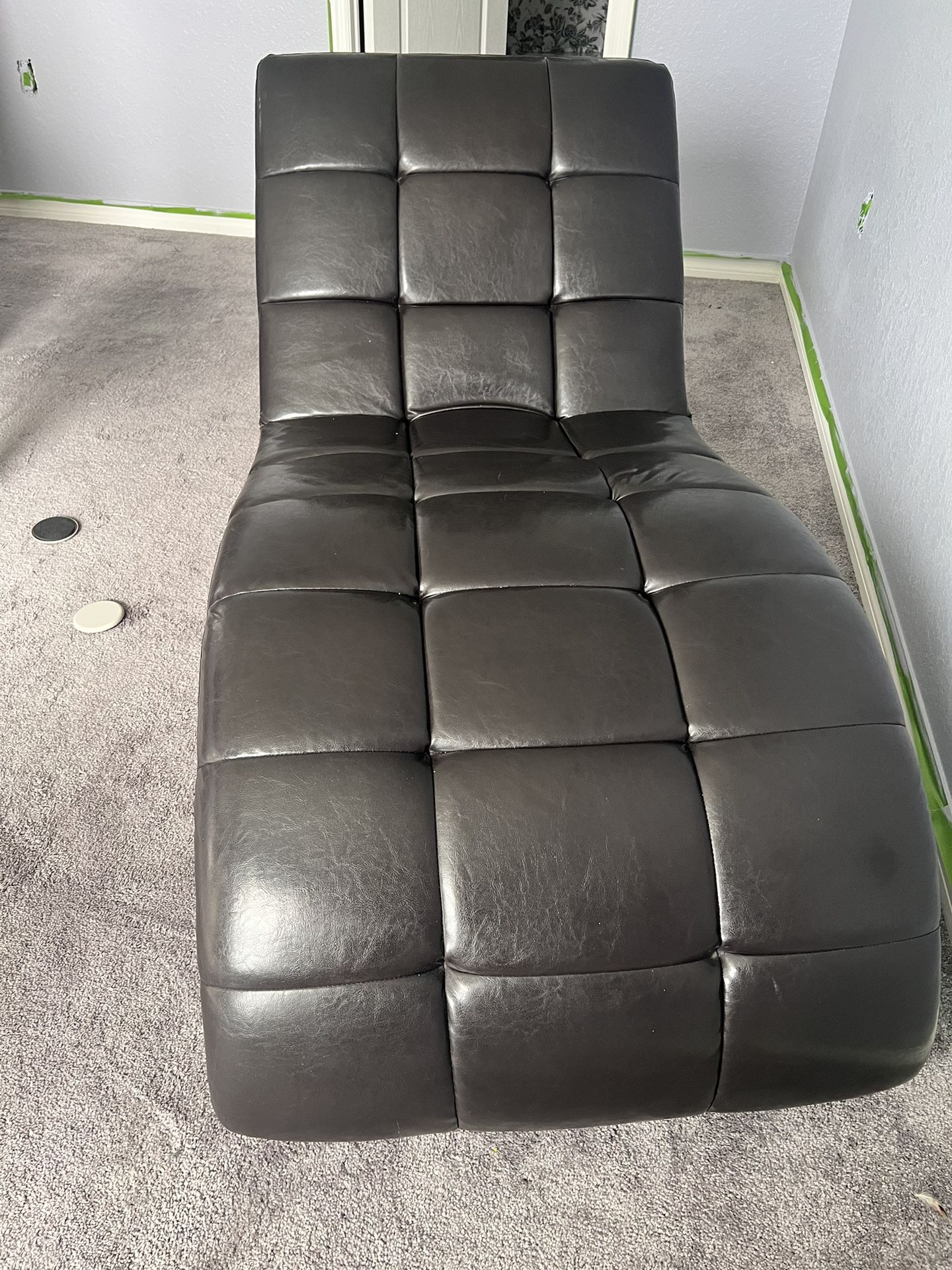 Leather Lounge Chaise 