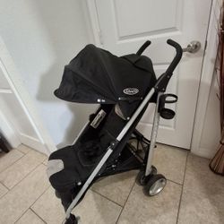 Gracco Stroller In Great Condition.  Compatible With Any Click Connect Car Seat 
