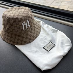 Gucci bucket hat, NY