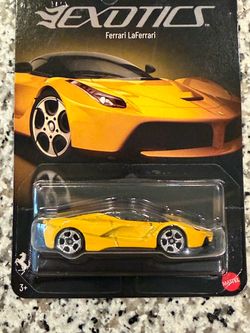 Hot Wheels Exotics Ferrari LaFerrari Die-Cast Car