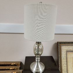 Table Lamps. 