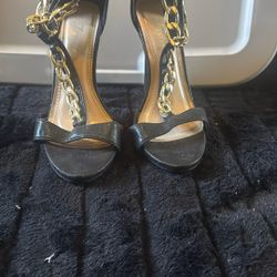 Shoes Size 7 