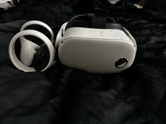 Oculus Quest 2 VR Headset with Controllers