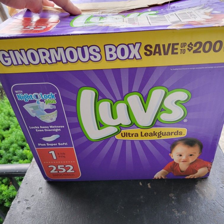 Luvs Diapers Size 1 Giant Pack Size 1 252 Diapers