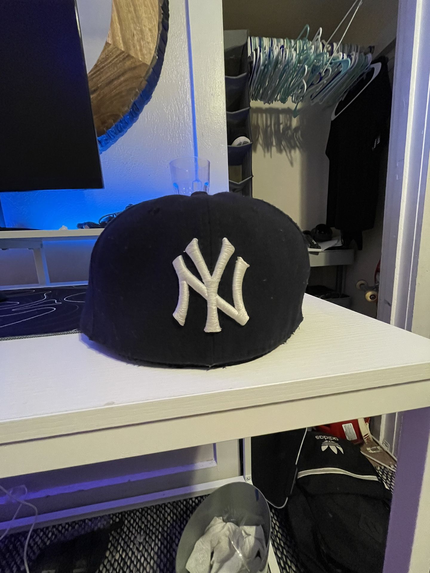 YANKEE NO BRIM SIZE 6 7/8