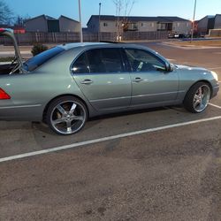 2001 Lexus LS 430