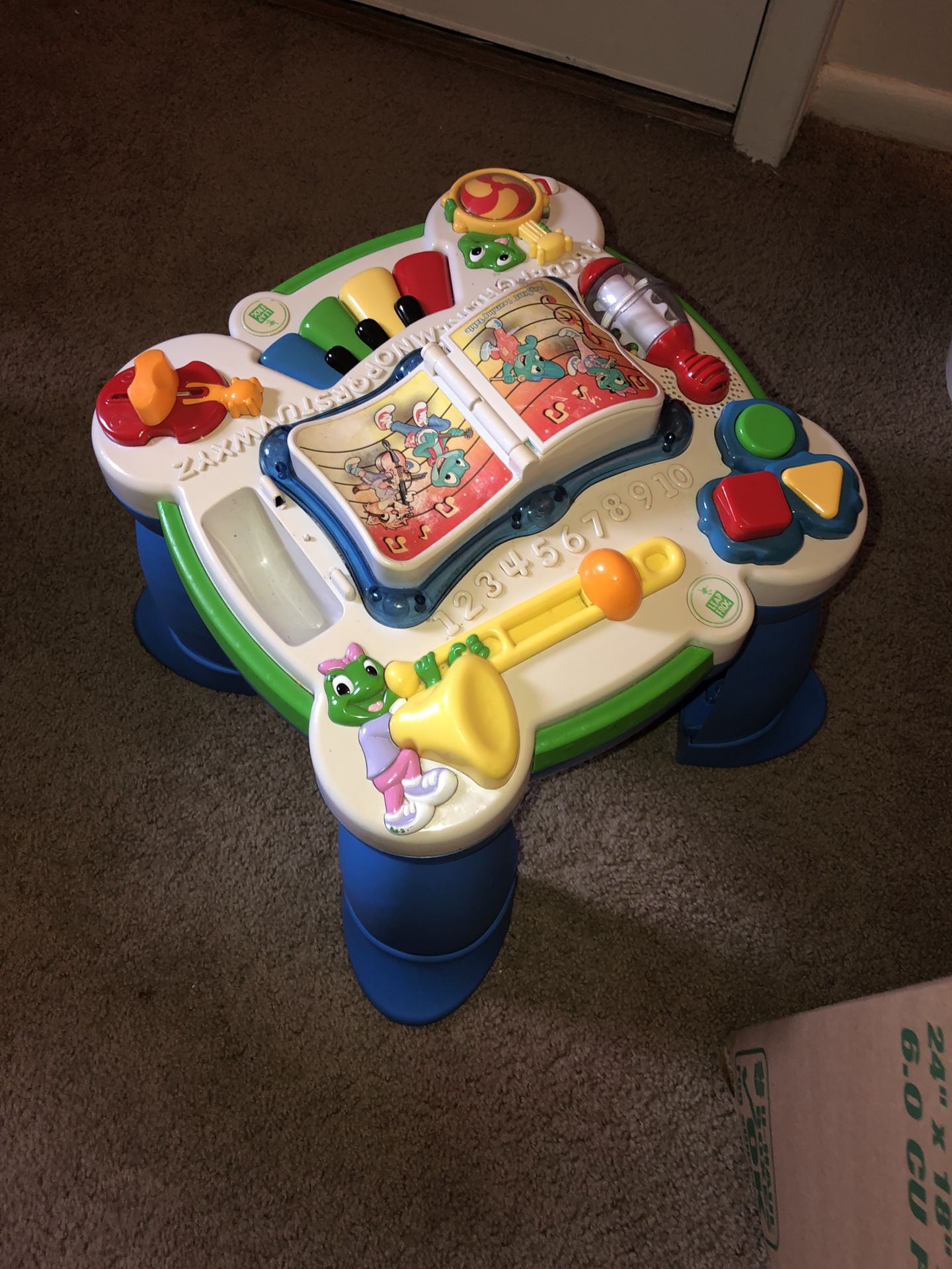 Leapfrog play station