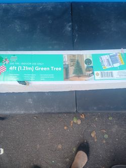 4 Ft Christmas Tree New