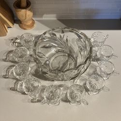 Glass bowl and cup set.