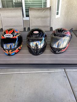 3 MOTORCYCLES HELMETS ***SHOEI **BELL ***HJC**