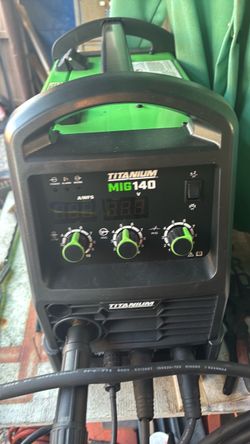 Titanium MIG 140 Welder