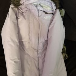 North Face Girls Artic Parka
