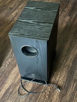 Onkyo SKW-150 75W Powered Subwoofer - Great Sound / Tested & Working