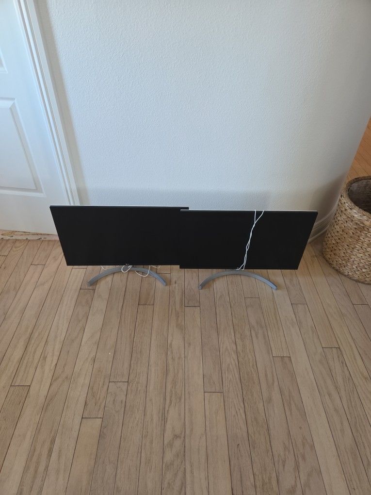 2 LG Monitors Brand New $60 For Both