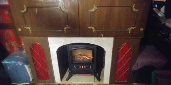 Fireplace With Stereo Tuner Record Player And Built In Bar For