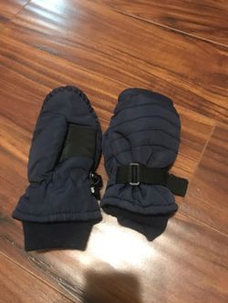 Boys snow mittens