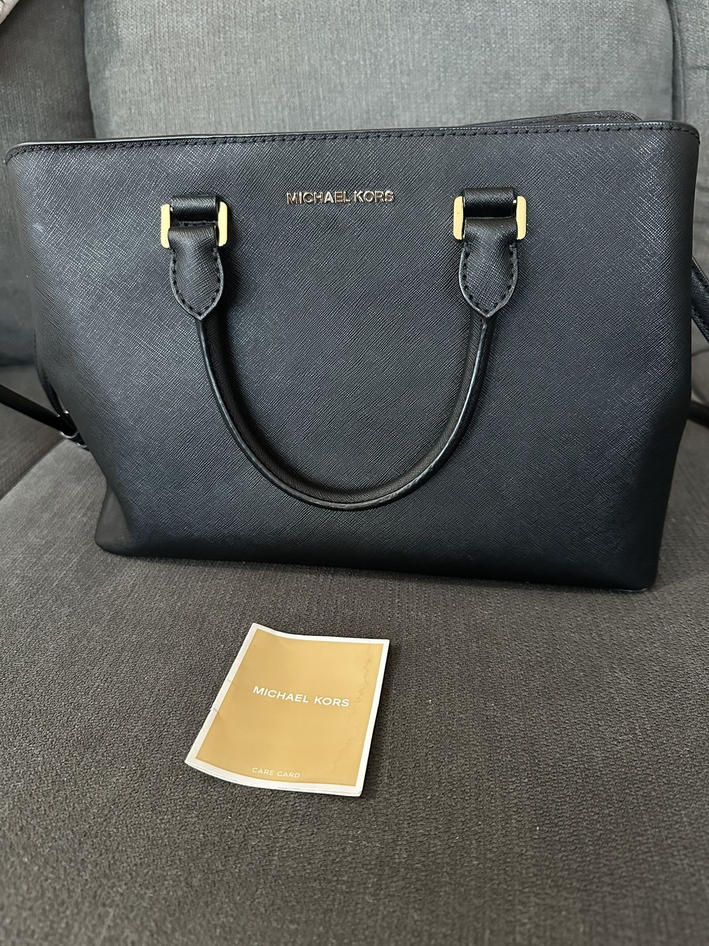 Black Michael Kors purse  