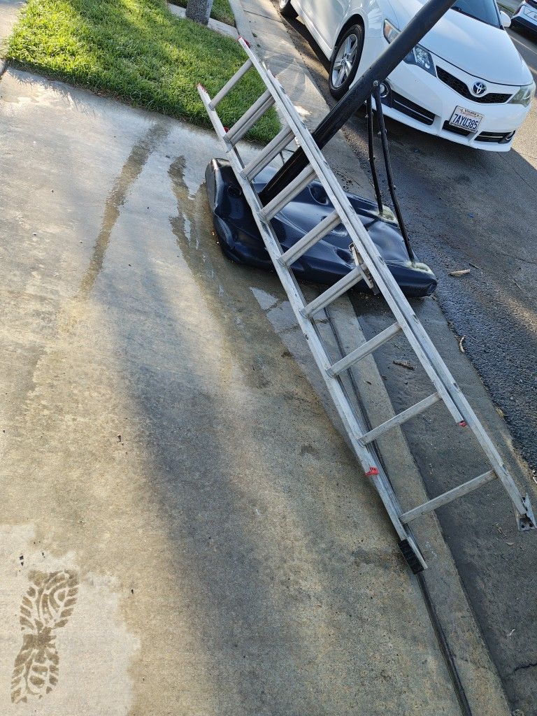 16 Ft Werner Ladder Aluminum Light Weight 60 Firm
