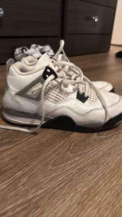 Jordan’s 4’s - 2.5y - $30 obo