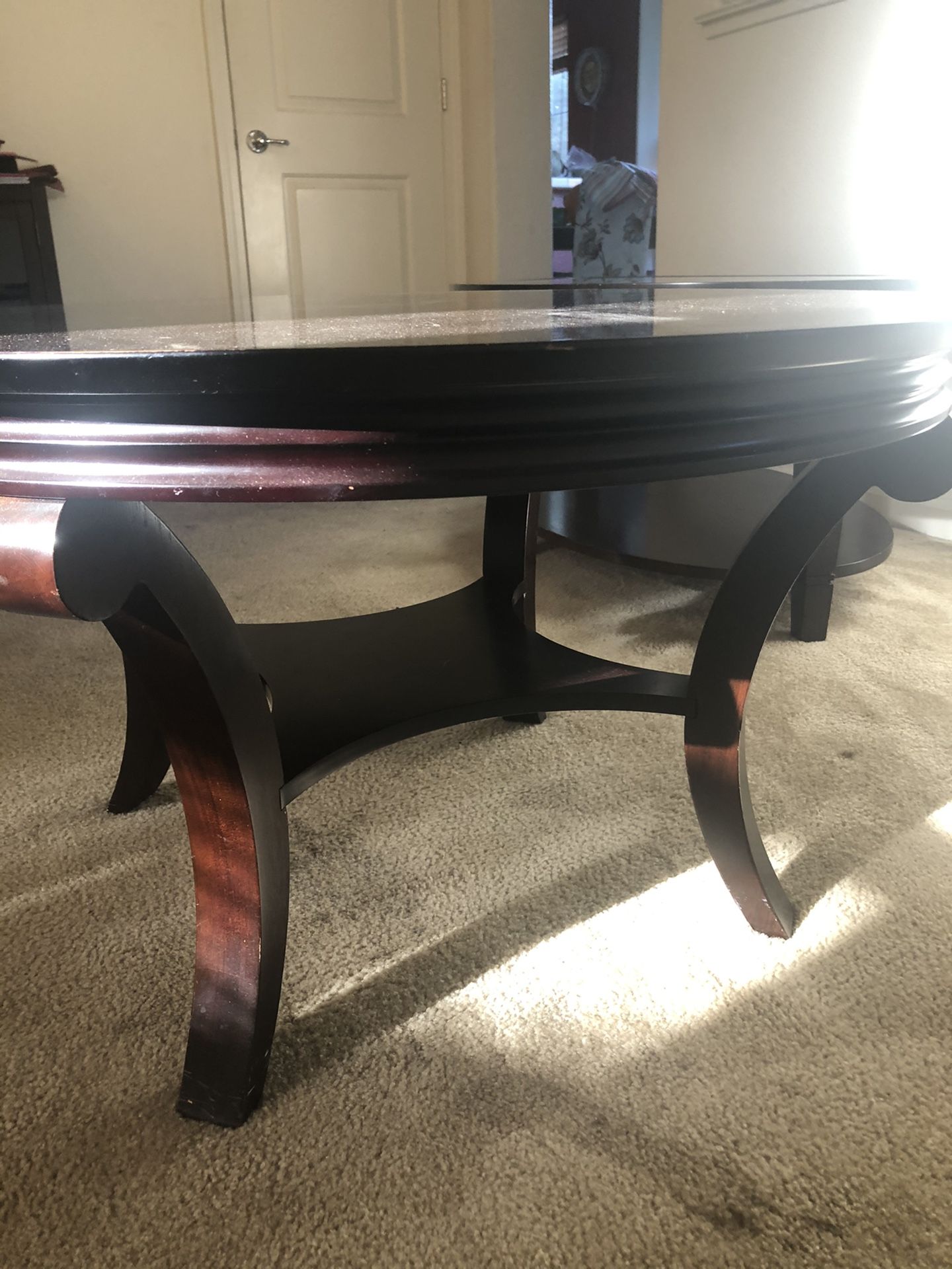 Round coffee table