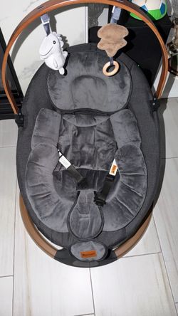 Baby swing