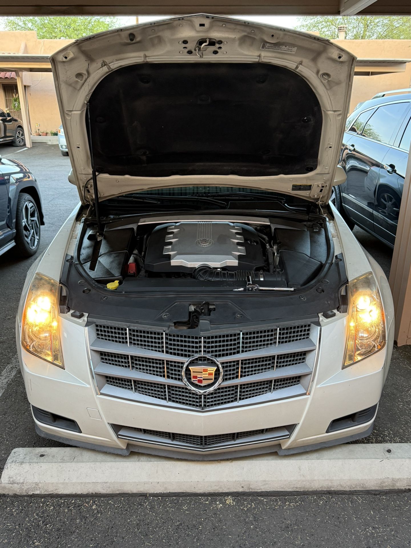 Cadillac 2008-2014 CTS Sedan Headlights Driver Left and Passenger Right Side Halogen
