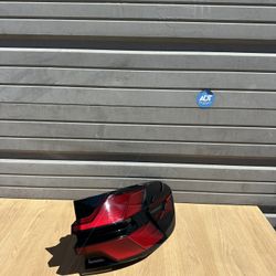 BMW X5 G05 LCI OEM RIGHT PASSENGER LED HEADLIGHT 2023/2024/2025