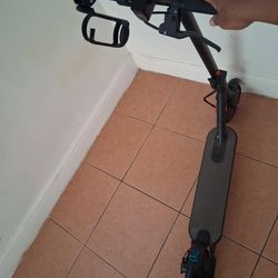 Electric scooter