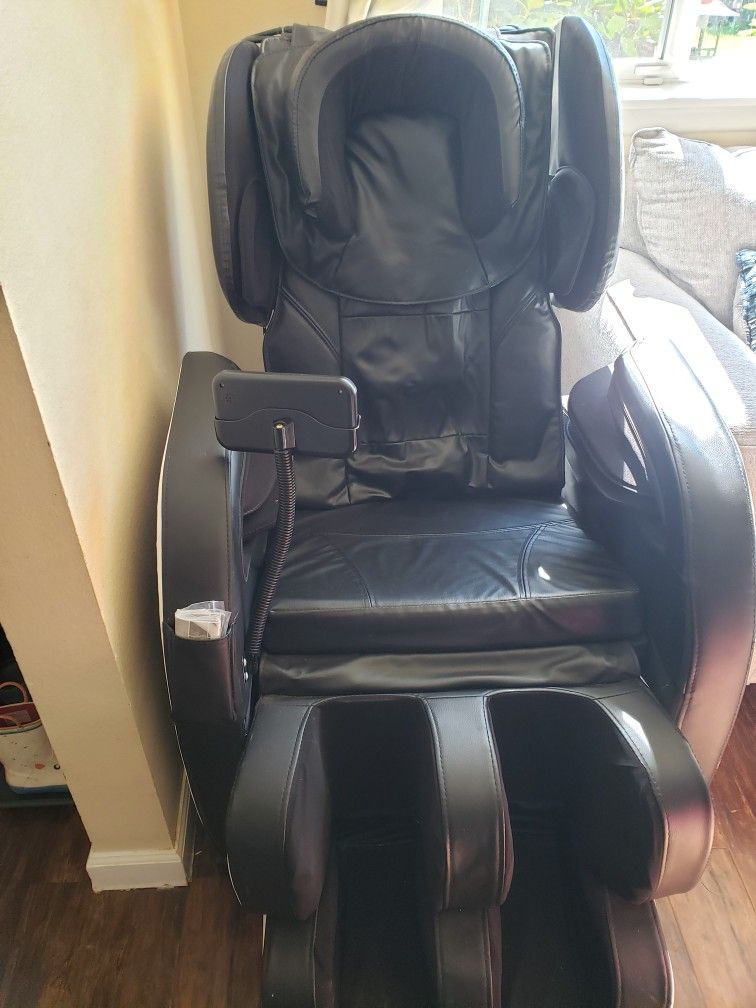 Used massage chair discount for sale olx