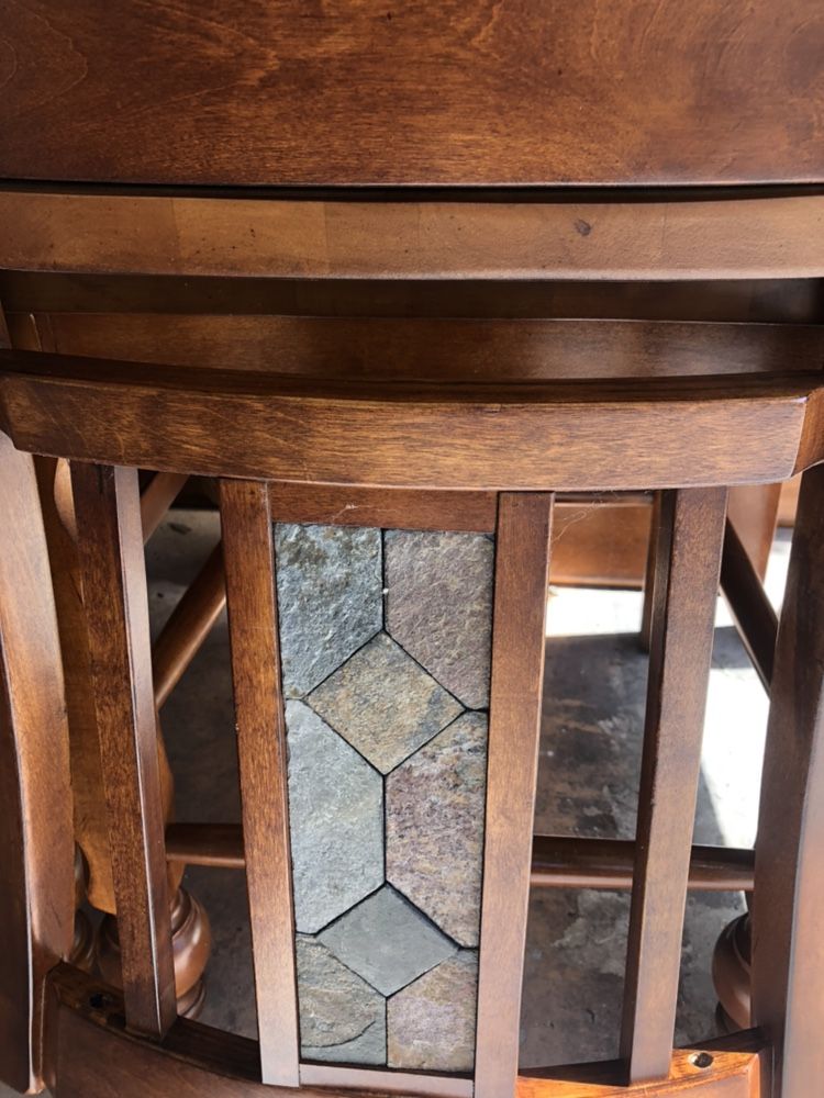 Pub Table & Stools