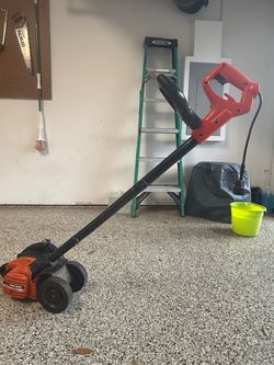 Black & Decker Electric Lawn Edger