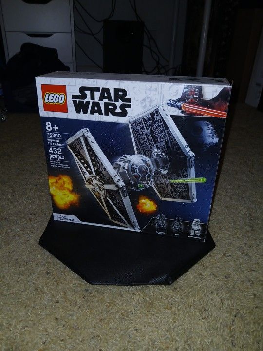 LEGO Star Wars Imperial Tie Fighter 75300