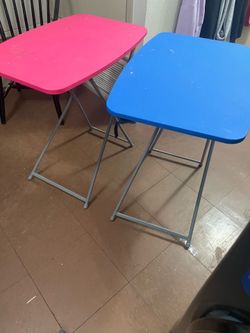 Foldable tables