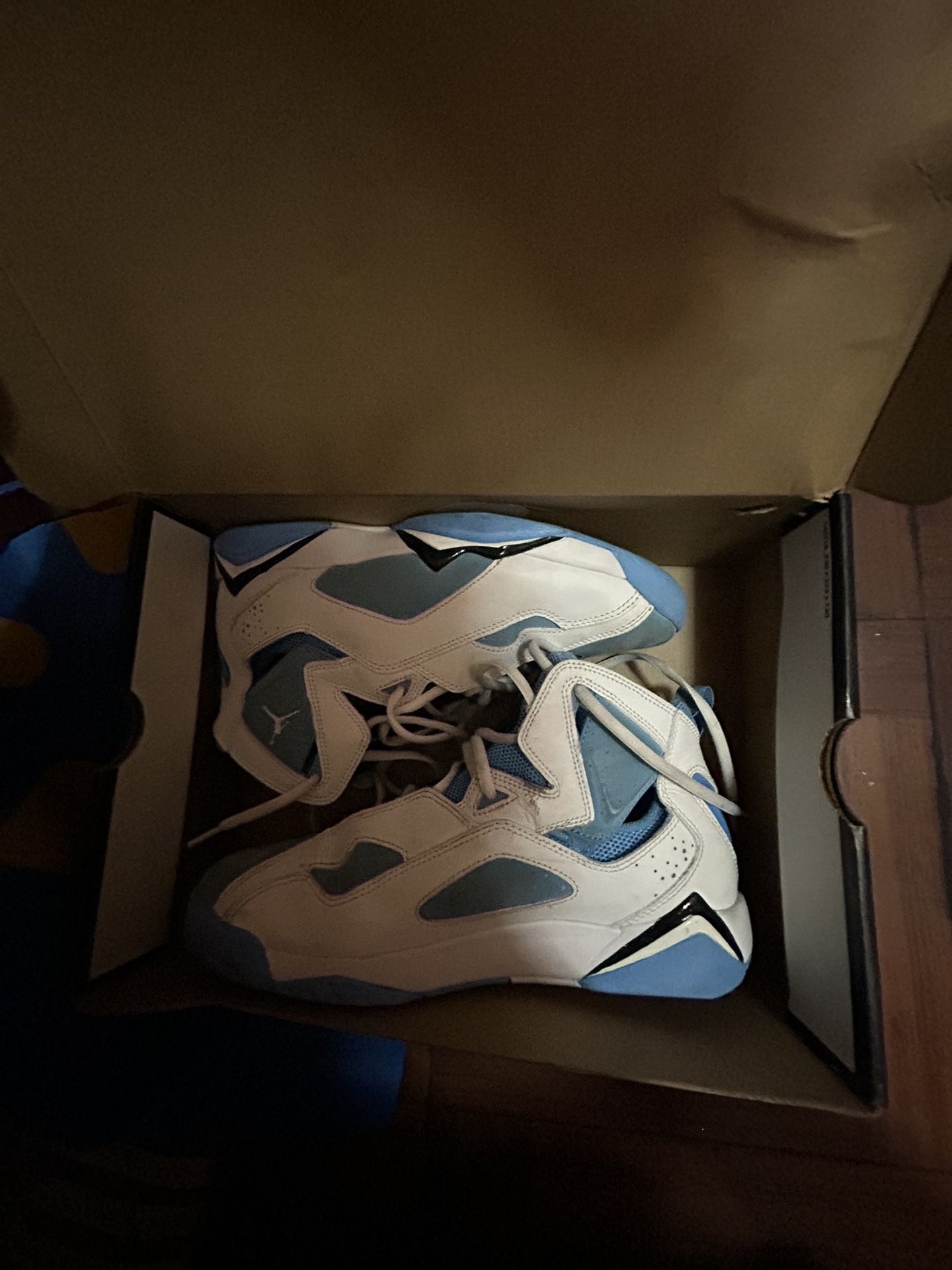 2022 Air Jordan 6 Retro 'UNC Home'