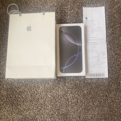 iPhone 16 Pro Max Unlocked To Any Carrier 
