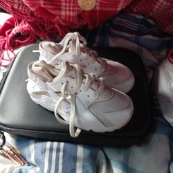 nike huarache size 11 c kids