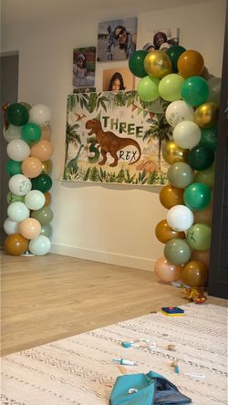 Free party supplies