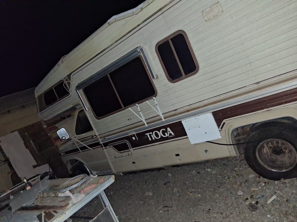 1986 Tioga Fleetwood V8 7.5l Motorhome