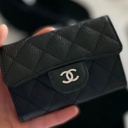 : Authentic Chanel Classic Flap Card Holder -Black Caviar Leather