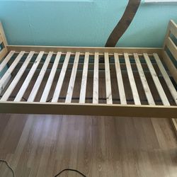 Twin Bed 