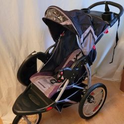JOGGING STROLLER