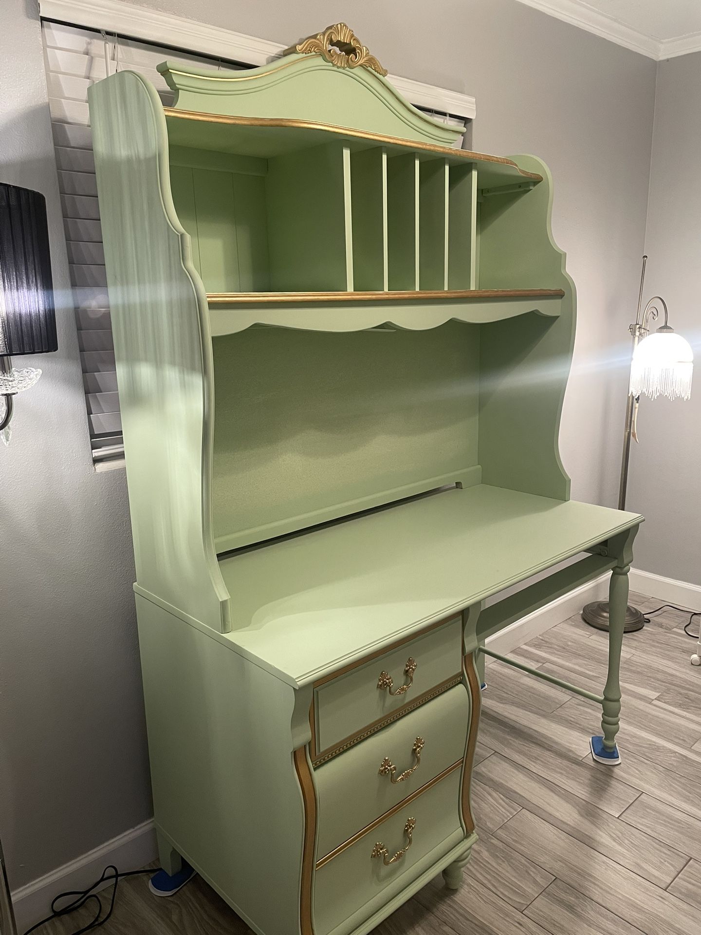 Vintage Stanley Computer Desk And Hutch