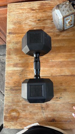 35 lb Rubber Hex Dumbbell