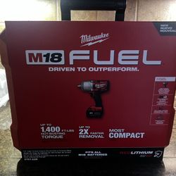 Milwaukee Impact Wrench 