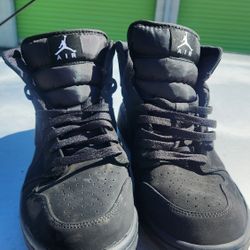 Jordan 1 Retro Mid Black 2017 Men's size 12 (554724 040)