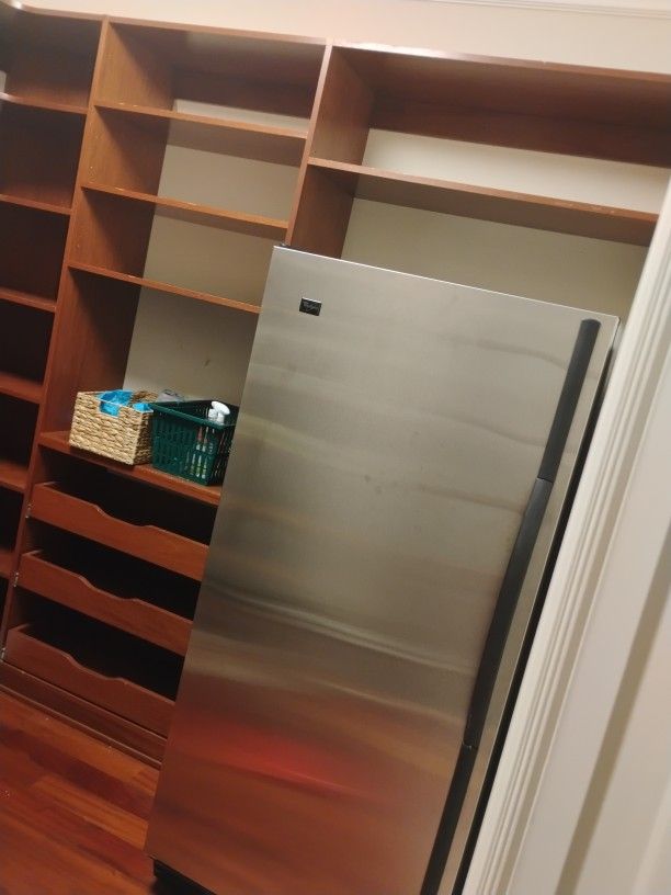 Whirlpool  Fridge New  Condition 