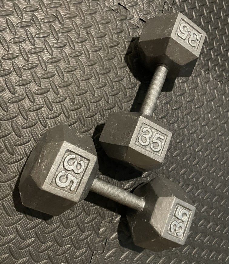 Set Of Cast Iron Hexagonal Dumbbells 35 # 