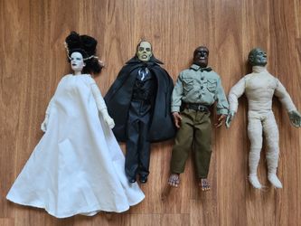 Halloween Decor Or Collection Dolls